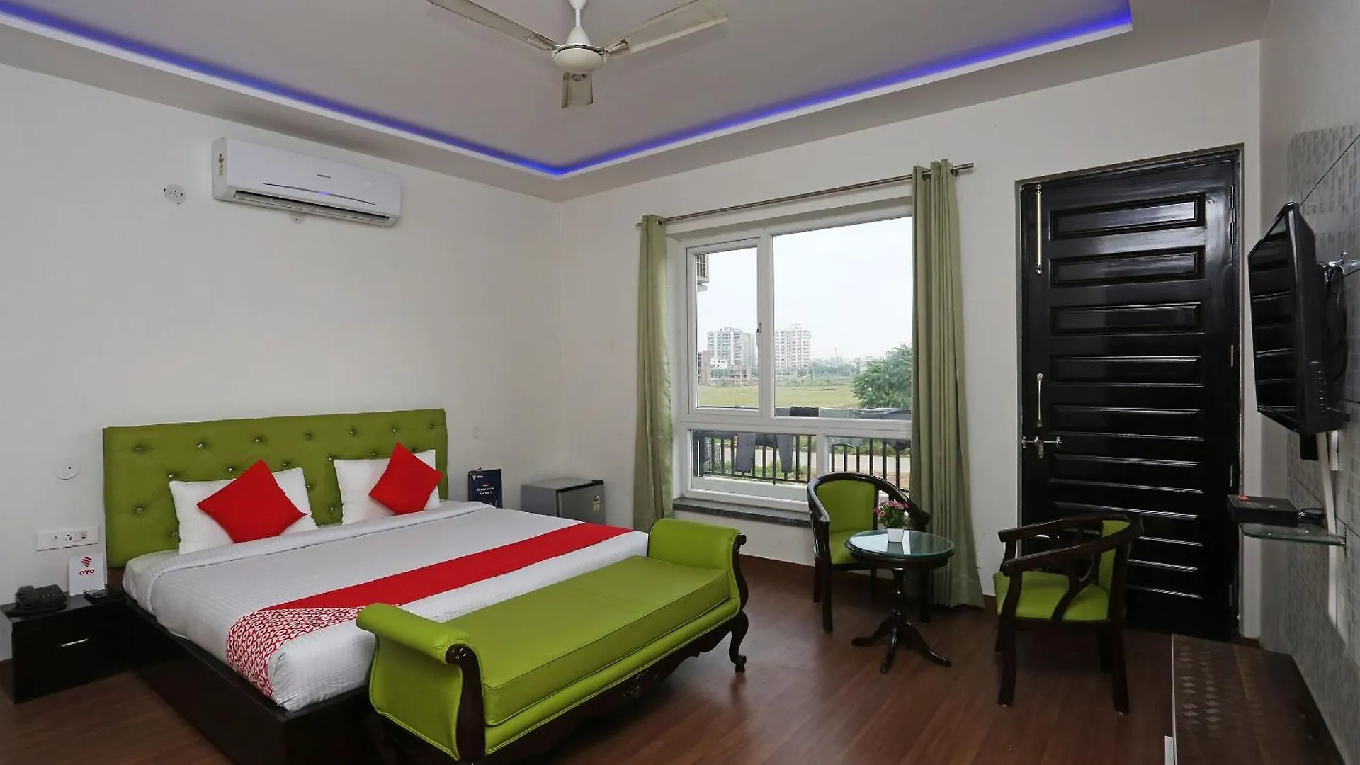 Hotel O Star Suites Gurgaon