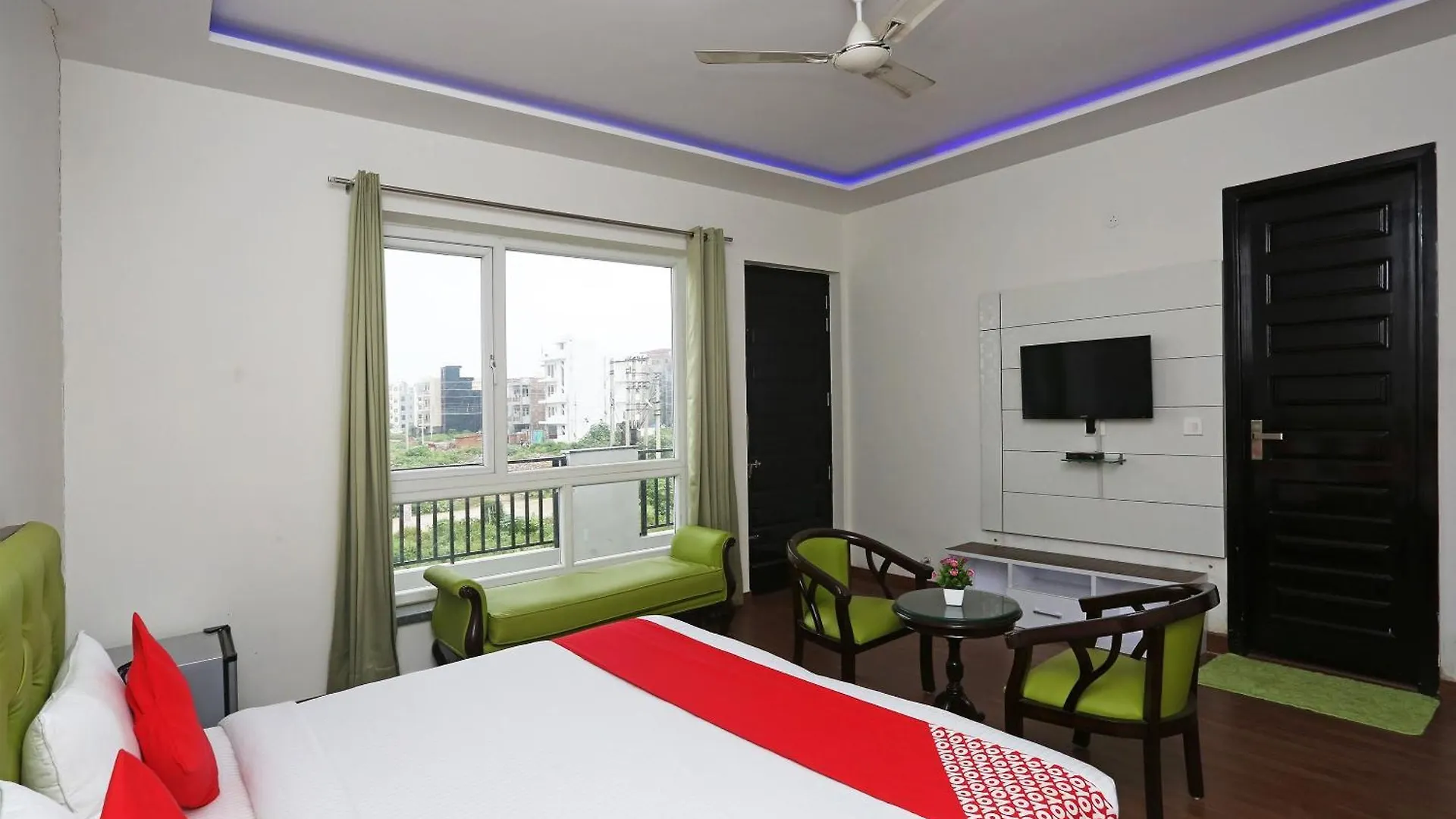 ***  Hotel O Star Suites Gurgaon India
